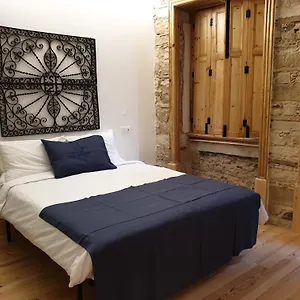 https://casa-da-baixa-downtown-house.hotelscoimbra.com